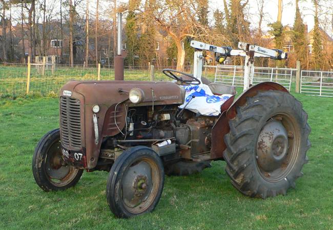 tractor 7